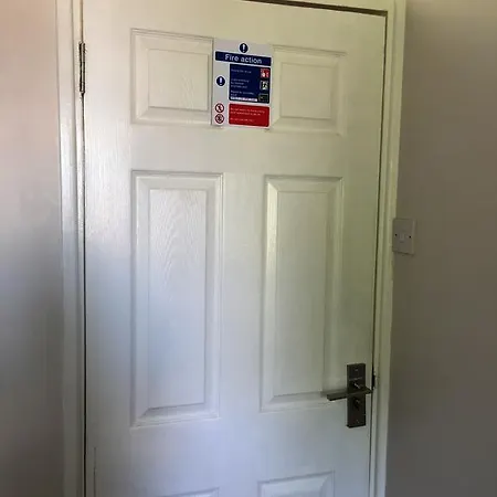 Vallance Road House بيت ضيافة 2*