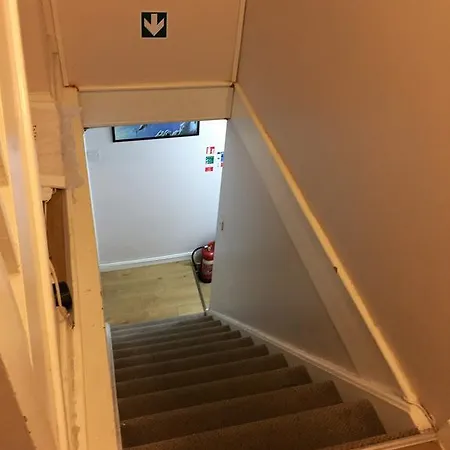 Vallance Road House لندن