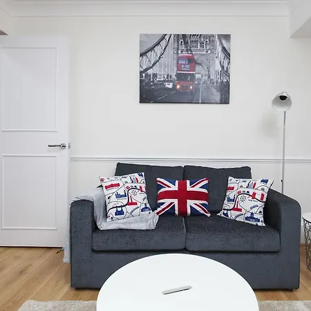 Italianflat - Warwick Apartment *