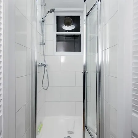 Italianflat - Warwick Apartment