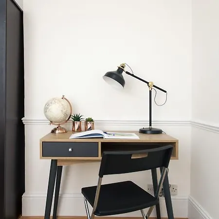 Italianflat - Warwick
