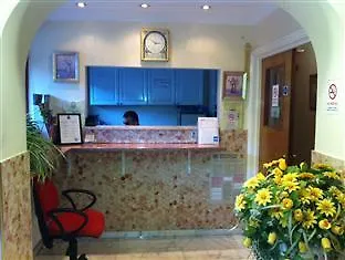 Express Hotel 2*