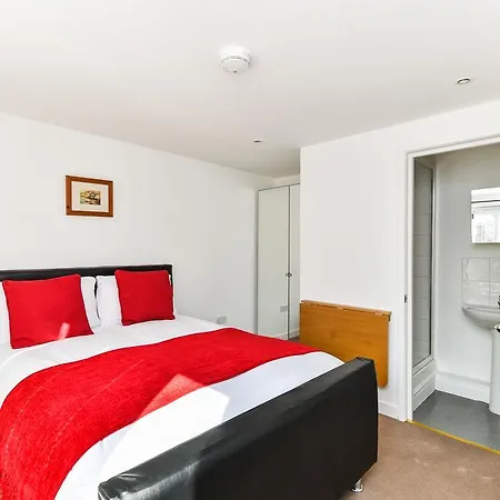 Pensionat Riverbank Stay