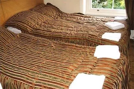 Kensington Gasthof 3*