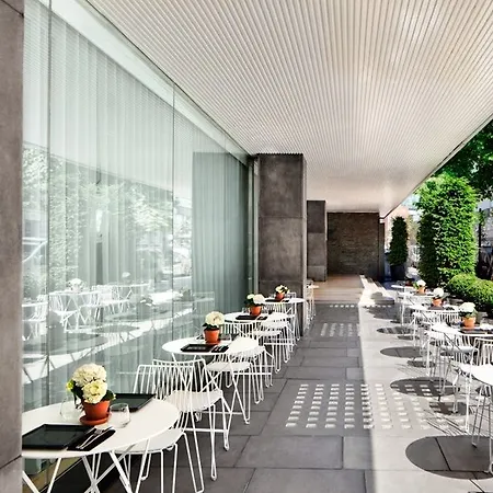 Sanderson 5* London