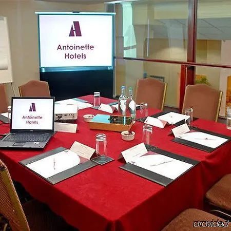 Hotel Antoinette Wimbledon Londyn