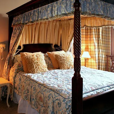The Ambassador Heathrow 3* Hillingdon