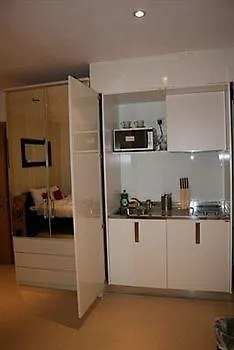 Apart Otel Nox West End Lane I Londra
