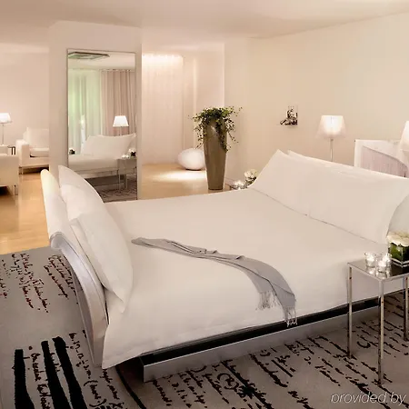 Sanderson 5*