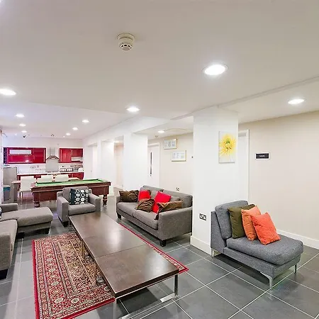 2 Devonshire Apartment London