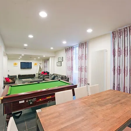 Apartment 2 Devonshire London