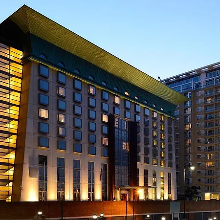 Canary Riverside Plaza London