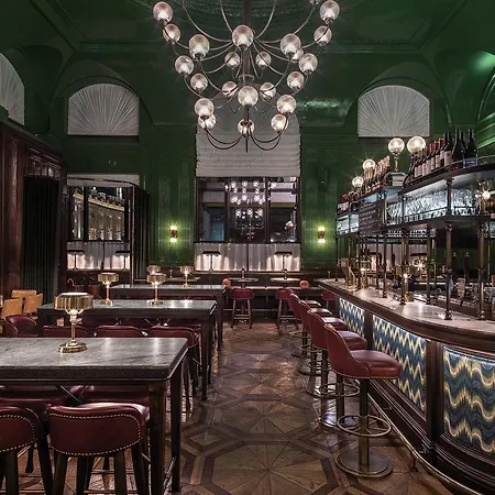 The Langham 5*
