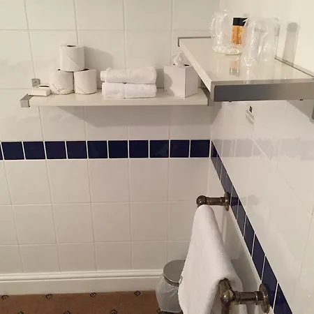 The Tudor Hotel 3*
