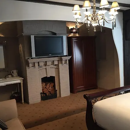 The Tudor 3* Eastcote