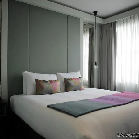 Signature Townhouse Hyde Park Hotel