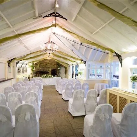 The Royal Chace Hotel Enfield