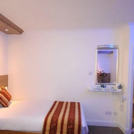 Hotel Westpoint 3*