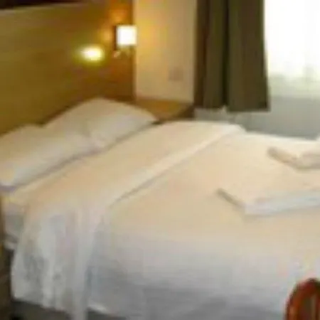 Mina House 2* London