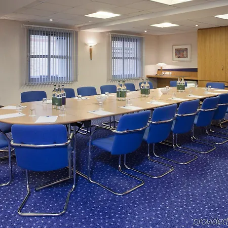 Hotel Holiday Express London-hammersmith By Ihg 3*