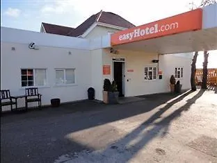 Easyhotel London Heathrow Hotell