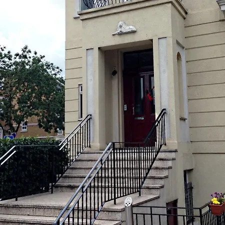 Hotel Camden Belmont London
