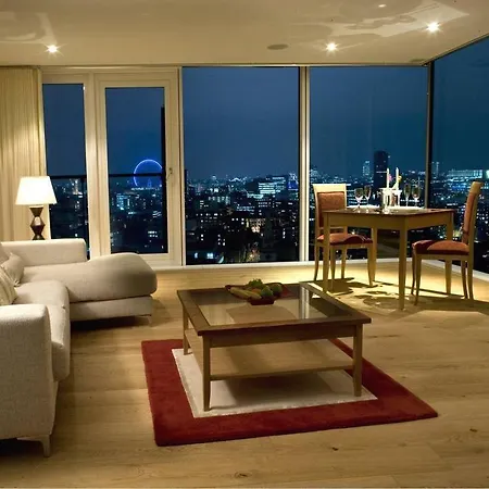 Apartment Marlin Empire Square Bridge *