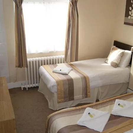 Parkwood 3*