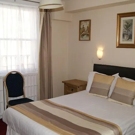 Parkwood 3* London