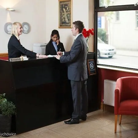 Hotel Mehfil