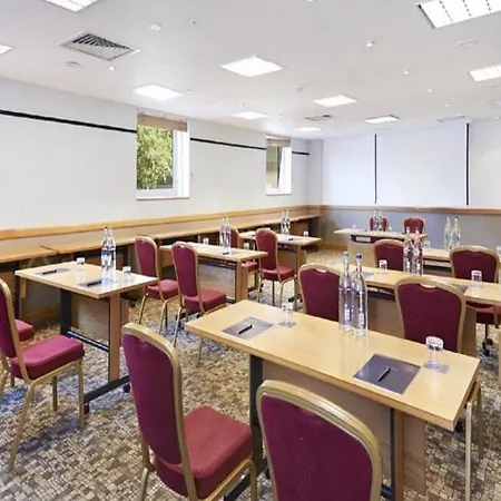 Hotel Hilton London 4*