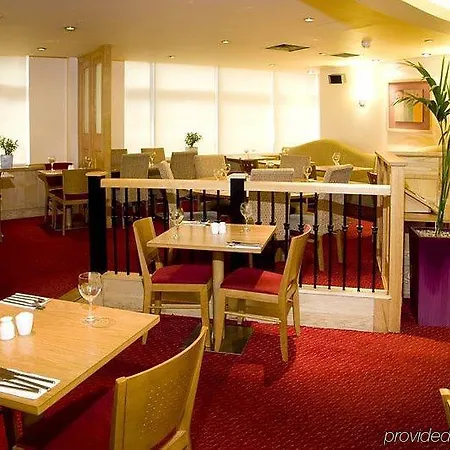 Premier Tower Bridge 3*