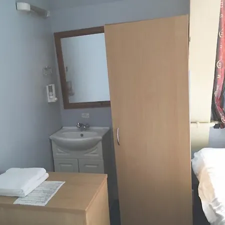 Hostel Continental *