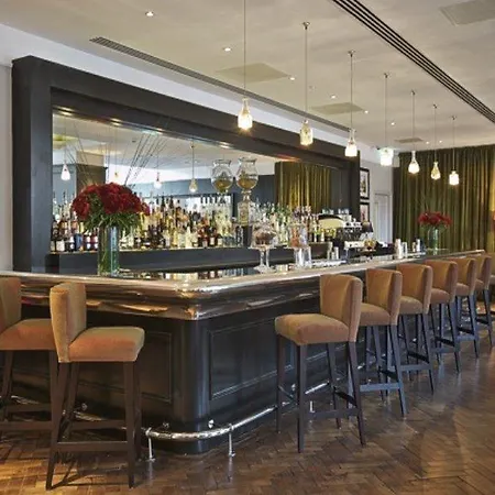 Hotel Bridge 4*