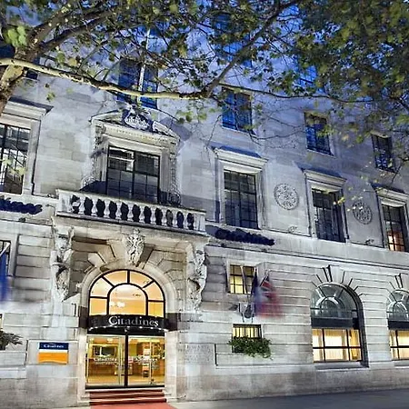 Citadines Trafalgar Square 4* לונדון