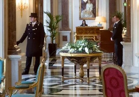 Bentley Hotel 5*