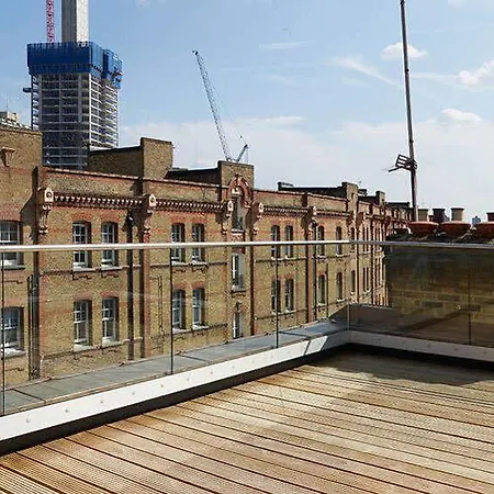 Lambeth North One