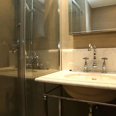 Apartment Paddington Rob-roy Executive