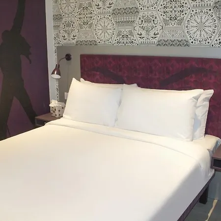 Hotel Western Wembley 4*