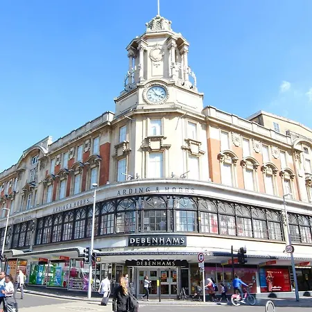 Thrive - Clapham Junction * London