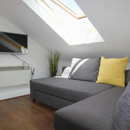 Thrive - Clapham Junction London