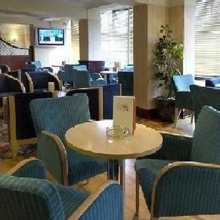 Comfort Harrow Szálloda 3*