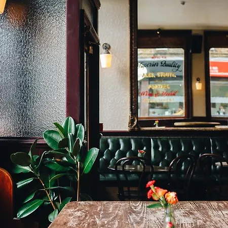 Camden Enterprise Hotel London