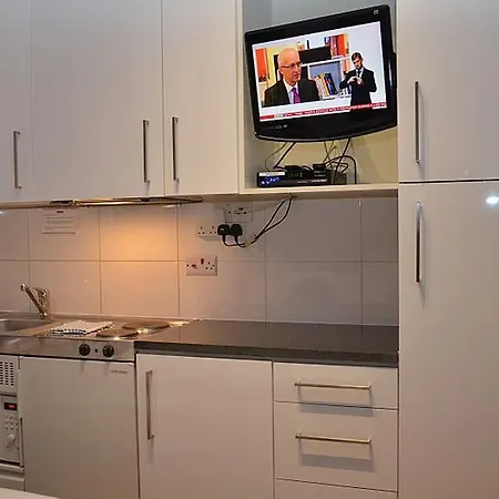 Hyde Park Talbot Square Apartment