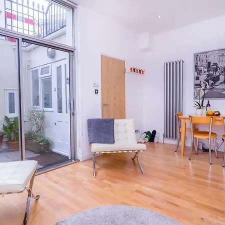 2 Bed 2 Bath Pimlico * London