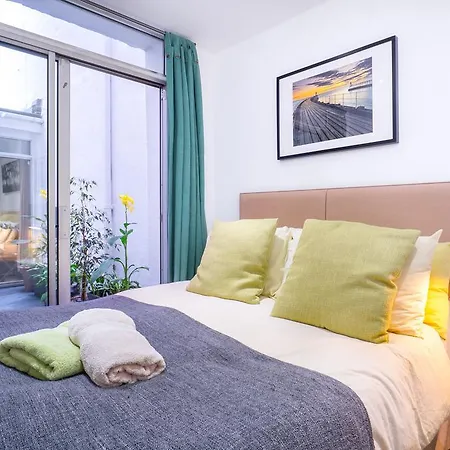2 Bed 2 Bath Pimlico London