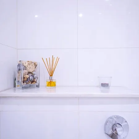 2 Bed 2 Bath Pimlico