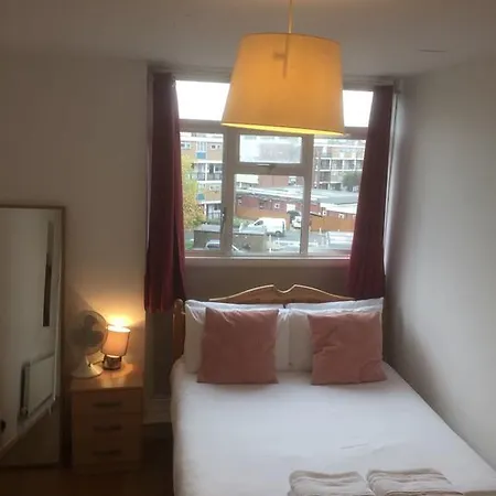 Guesthouse * London