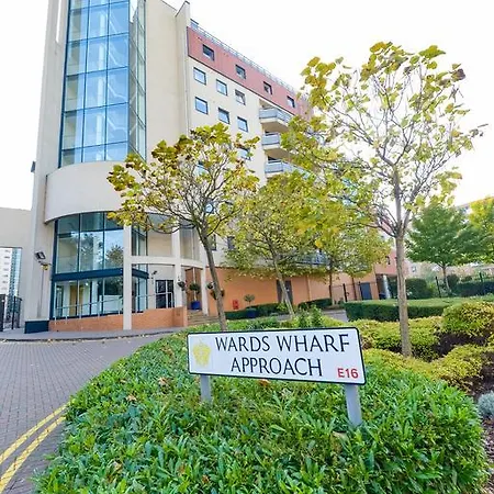 Apartment Wards Wharf Approach