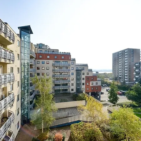Wards Wharf Approach * London